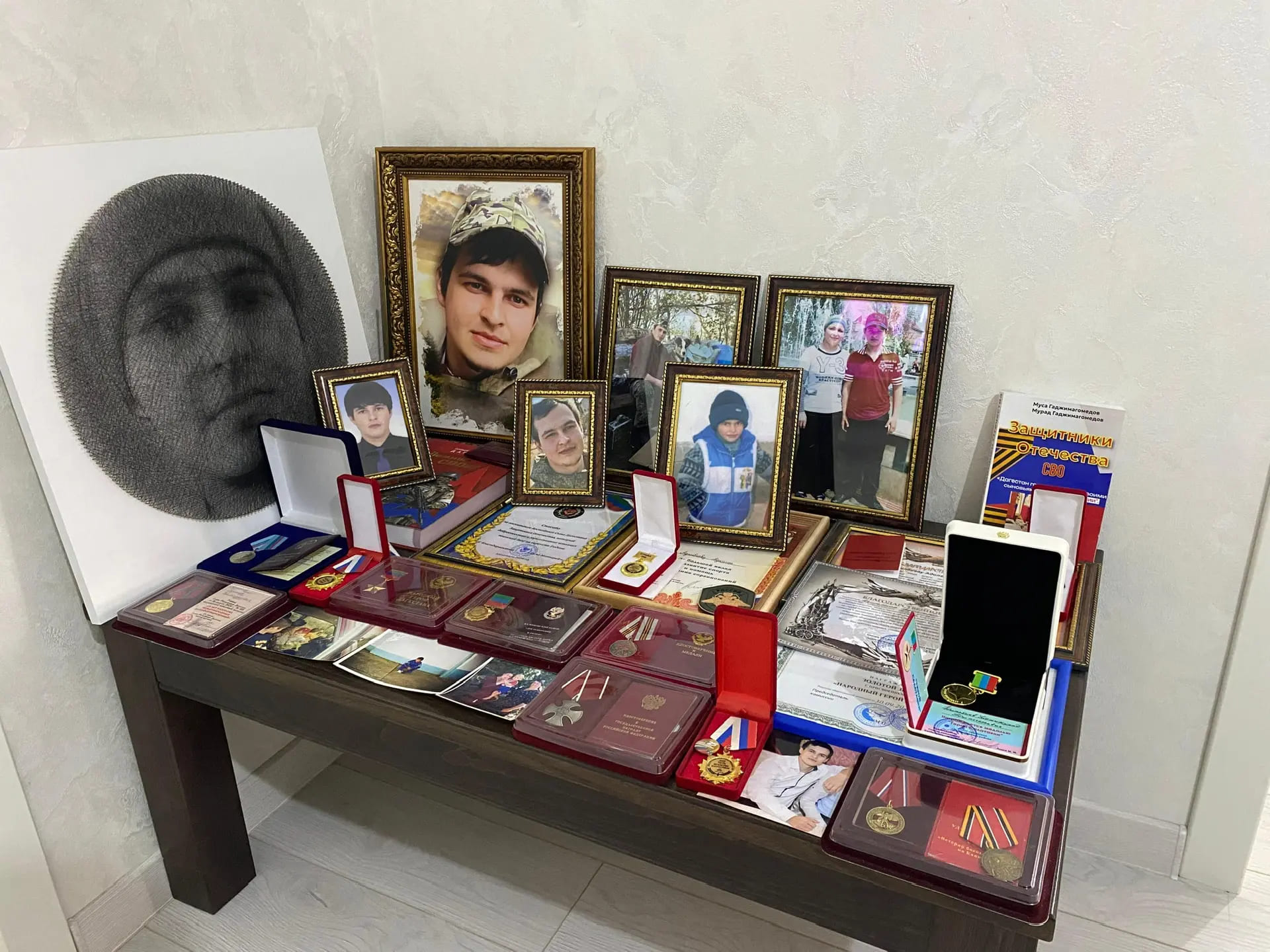 В преддверии 8 Марта сотрудники Территориального управления социальной защиты населения поздравили матерей, воспитавших защитников Отечества